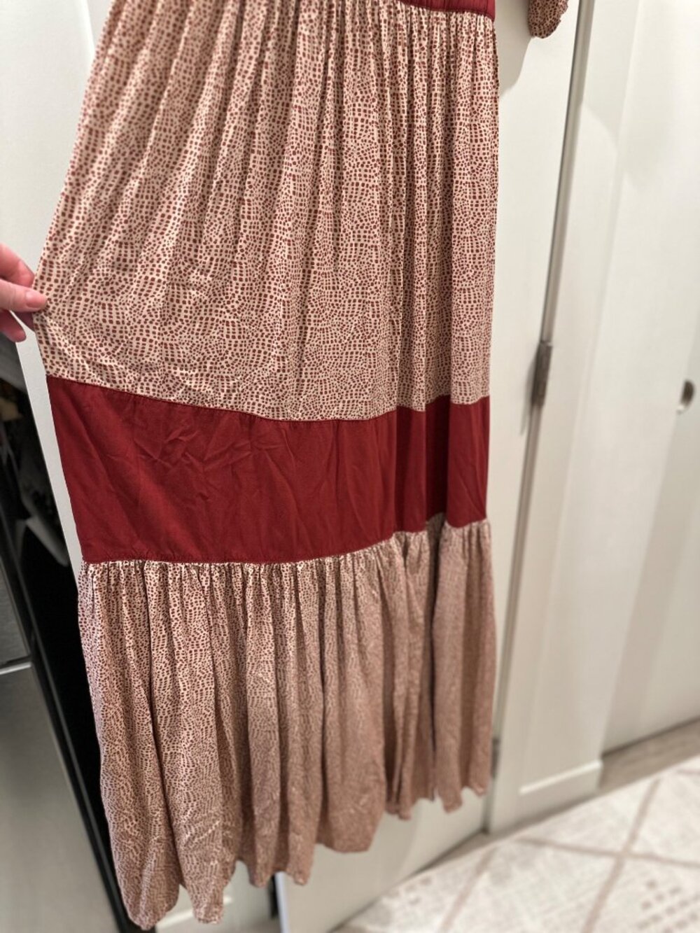 Jackson Rowe Red & Beige Patterned Maxi Dress With Button Front & Tie Waist - Picture 8 of 9